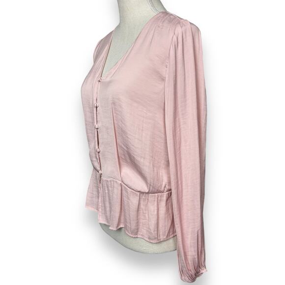 Vince Camuto Pink V Neck Button Up Blouse Size XS - Picture 2 of 5